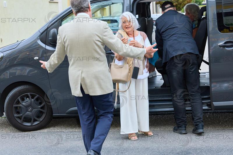 Copyright: Starpix / A. Tuma, 27.07.2026 Deutsch Wagram  ,  Marianne NENTWICH,   Verleihung des Goldenen Johann Strauss 2026  im Marchfelderhof an Helga Papouschek