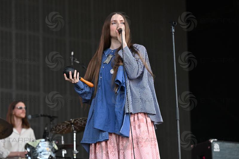 Dry Cleaning performing at Latitude Festival
