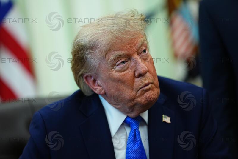 Trump signs Executive Orders on Silicon Chips and Birthright Citizenship