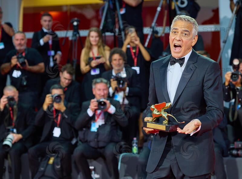 Goldener Löwe für das Lebenswerk an George Clooney Präsentiert seinen Goldenen Löwen - Eröffnung der 83. Internationale Filmfestspiele Venedig 2026