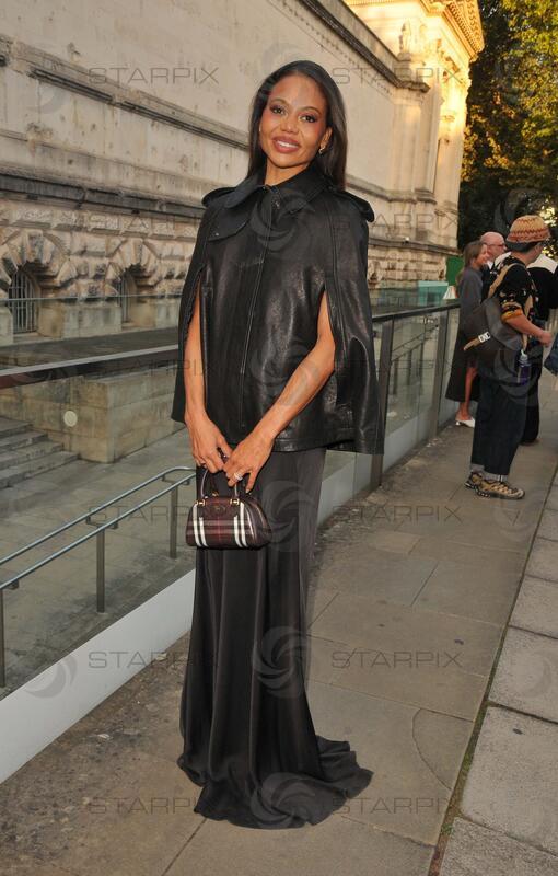 Burberry LFW ss 2027 catwalk show guests