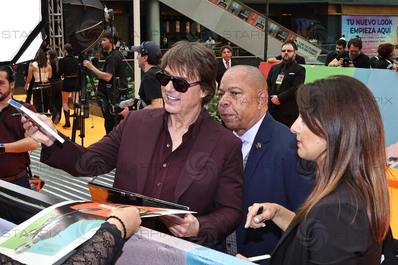 Digger Premiere In Mexico